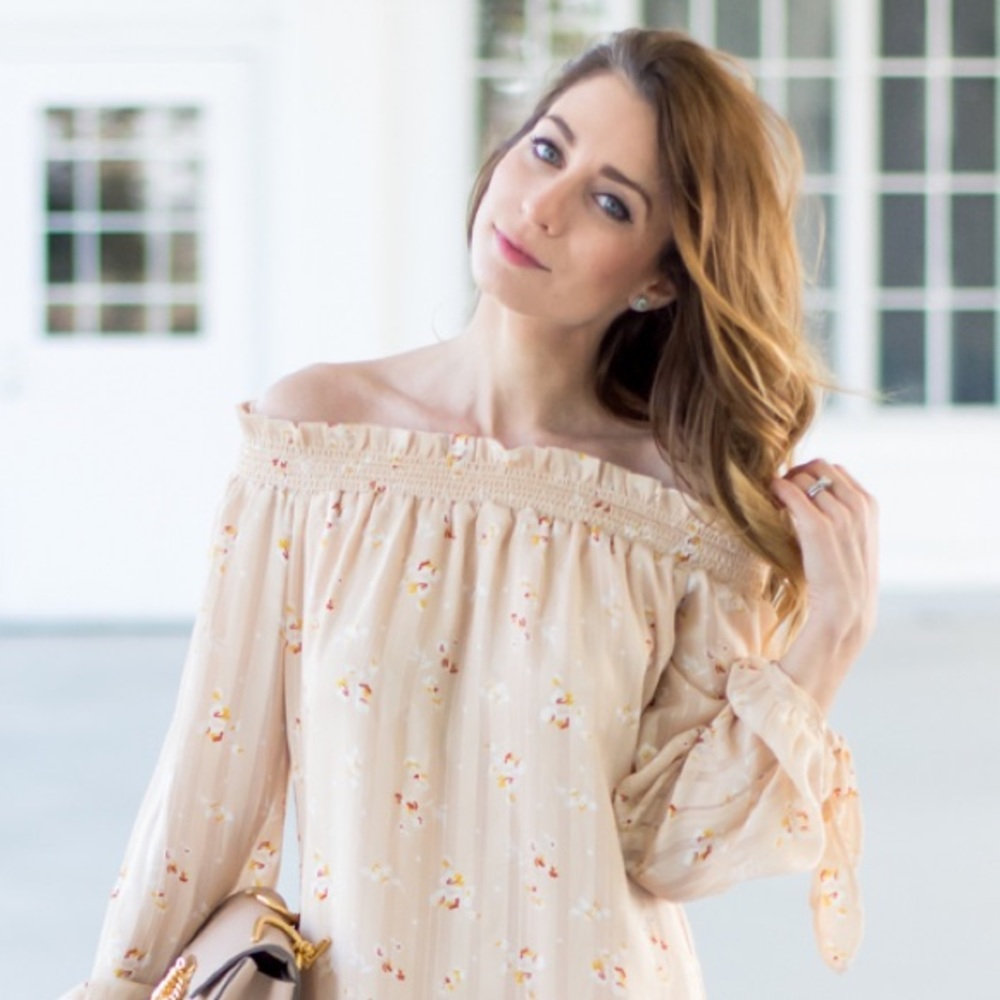 wayf | peach pink floral off-the-shoulder blouse tie cuffs xs